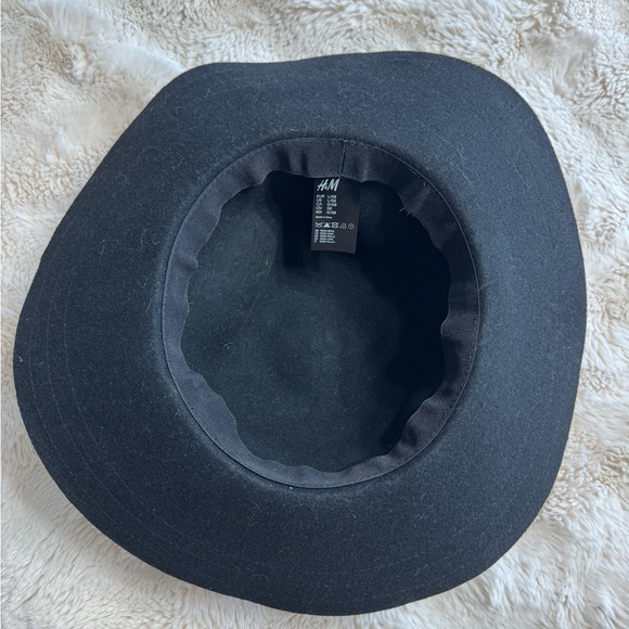 H&M Classic Black Floppy Hat - Picture 5 of 6